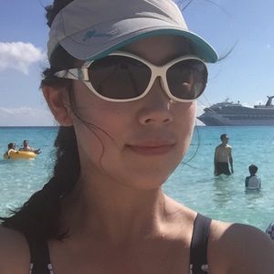 Meet your Posher, Joy